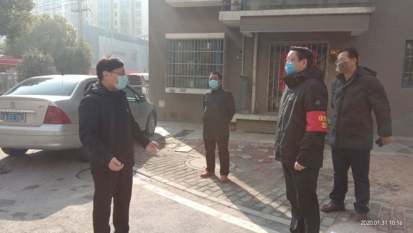 施詠康督導常青街道和區疫情防控應急指揮部疫情防控工作